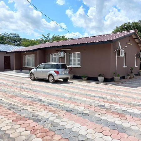 Kasuda Rooms - Cosy Self Contained Rooms Livingstone Exterior foto