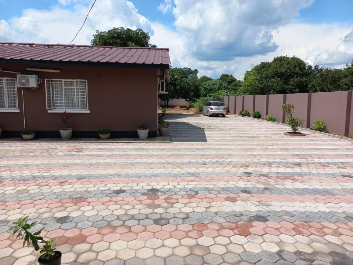 Kasuda Rooms - Cosy Self Contained Rooms Livingstone Exterior foto