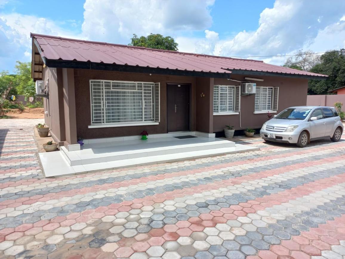 Kasuda Rooms - Cosy Self Contained Rooms Livingstone Exterior foto